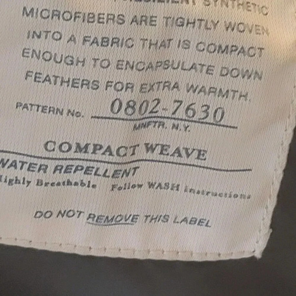 J. Crew Expedition Down Compact Weave Hooded Puffer Jacket Men's Small Gorpcore - Picture 11 of 13